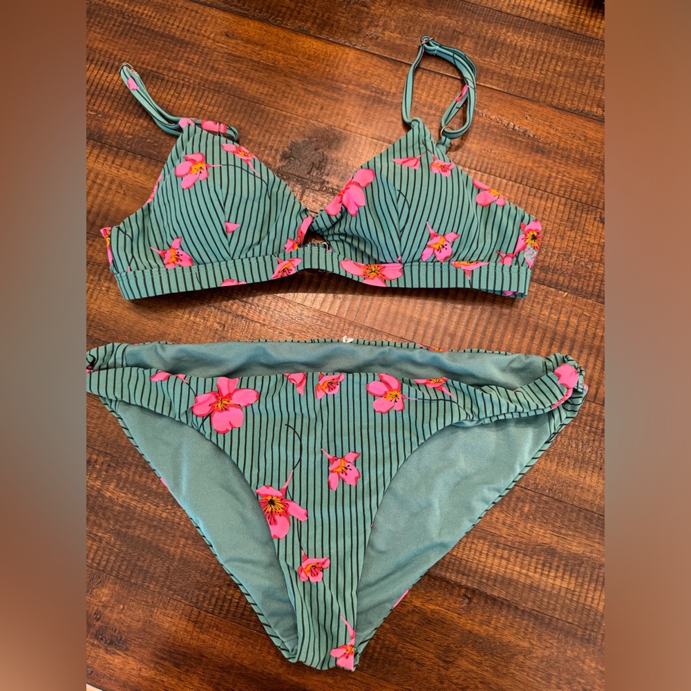 Billabong swim set